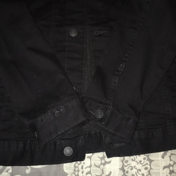 Jacket - Picture 3 of 3